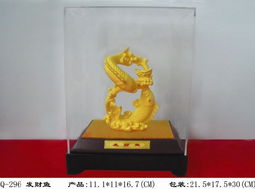 絨沙金工藝品 年年有余的招財(cái)象征